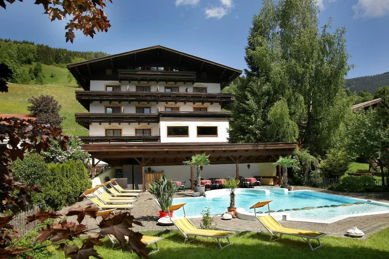 Altachhof Hotel Und Ferienanlage Saalbach-Hinterglemm