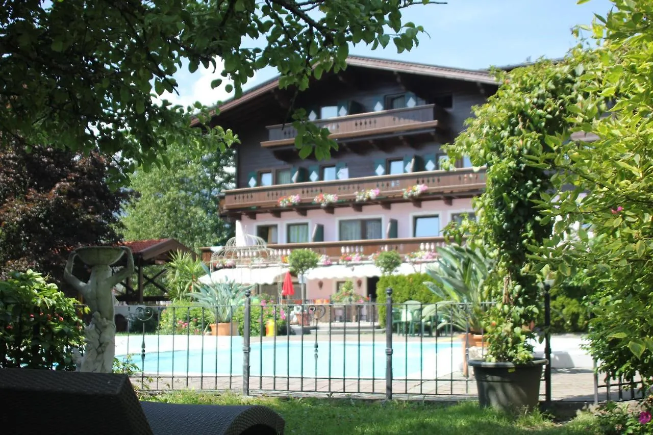 Altachhof Hotel Und Ferienanlage Saalbach-Hinterglemm